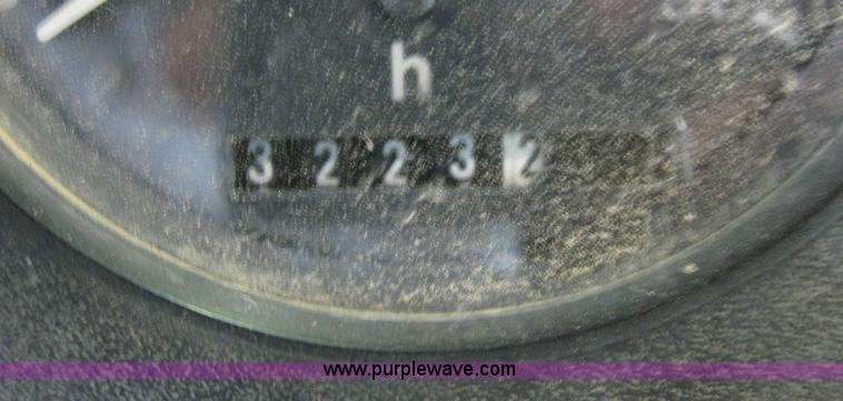 image for item 6965 1986 John Deere 4450 tractor