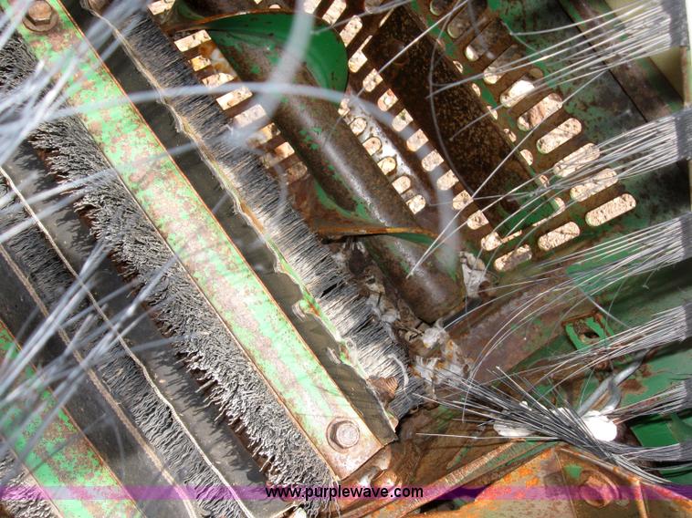 image for item 6968 1995 John Deere 7450 eight row cotton stripper