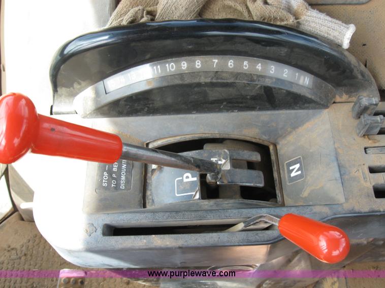 image for item 6970 1989 John Deere 4955 MFWD tractor