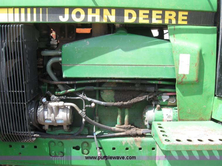 image for item 6970 1989 John Deere 4955 MFWD tractor