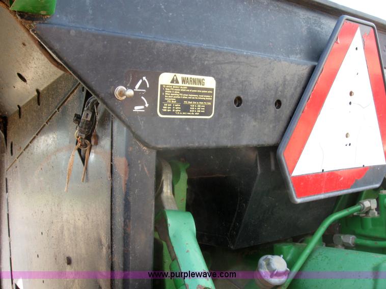 image for item 6970 1989 John Deere 4955 MFWD tractor