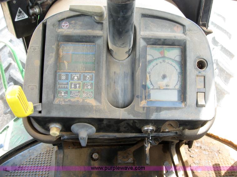 image for item 6971 1992 John Deere 4760 MFWD tractor