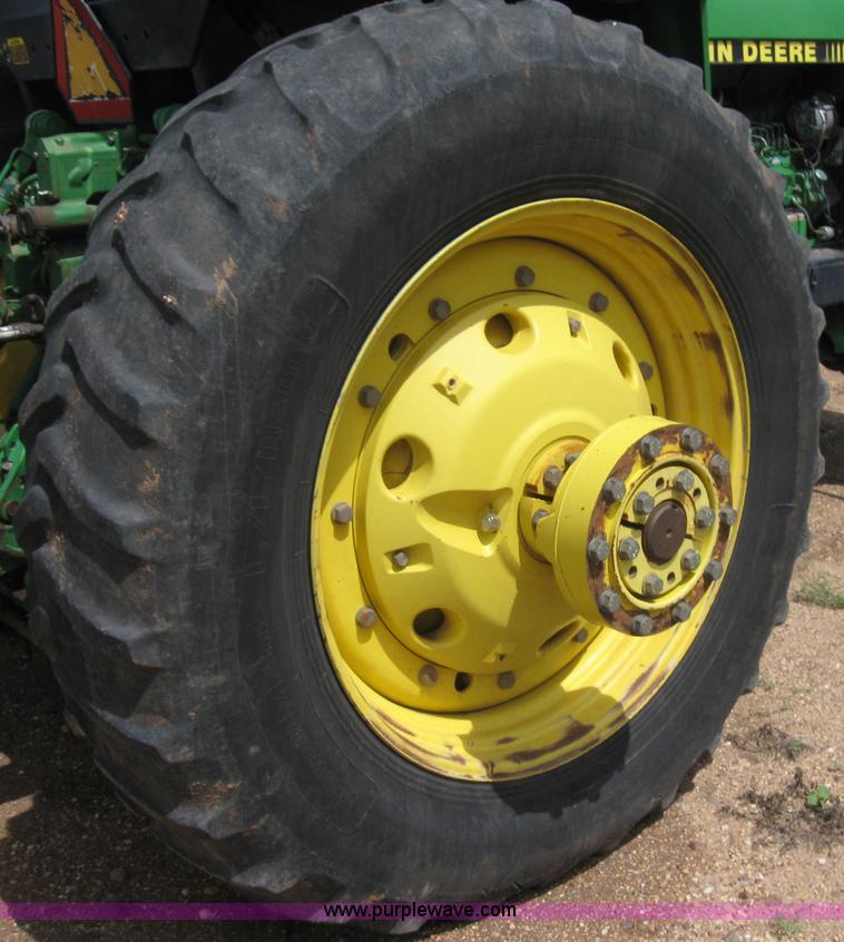 image for item 6971 1992 John Deere 4760 MFWD tractor