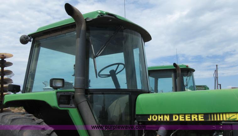 image for item 6971 1992 John Deere 4760 MFWD tractor