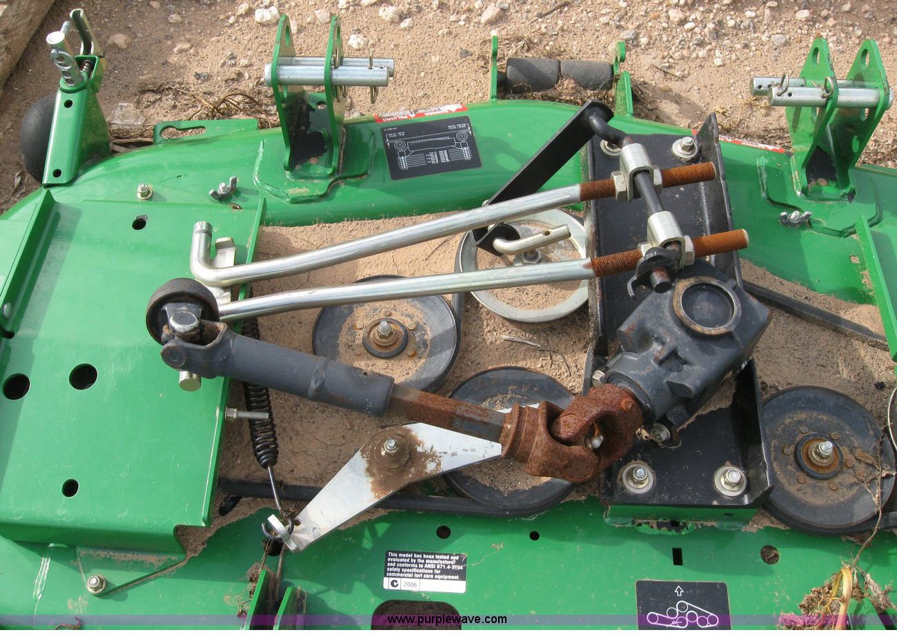 2006 John Deere 54D mid mount mower deck in Dimmitt, TX Item 6888