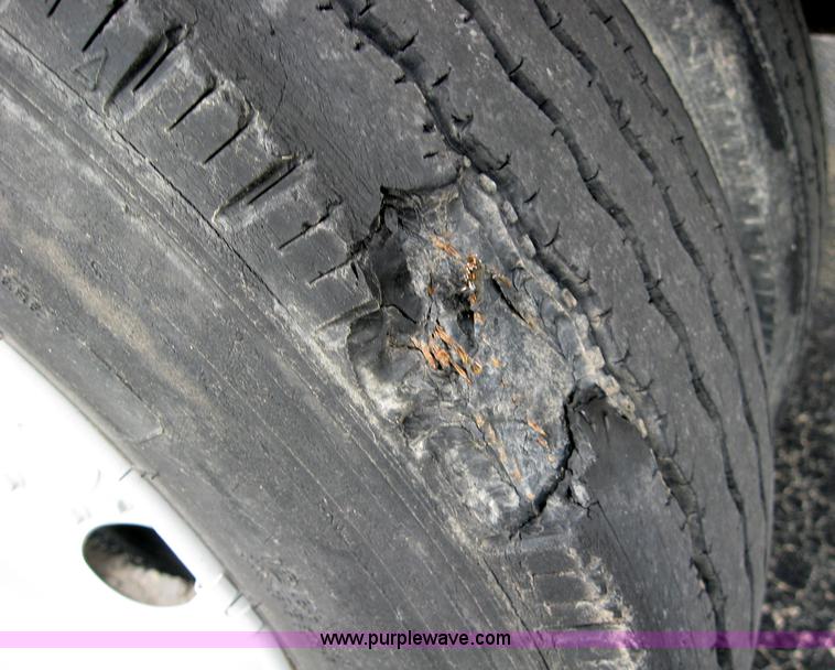 image for item 2024 2003 Ford F450 Super Duty truck