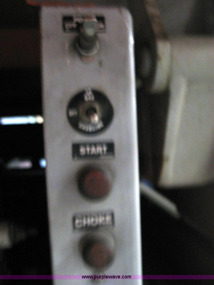 image for item 2035 2000 Skyjack SJ8831 scissor lift