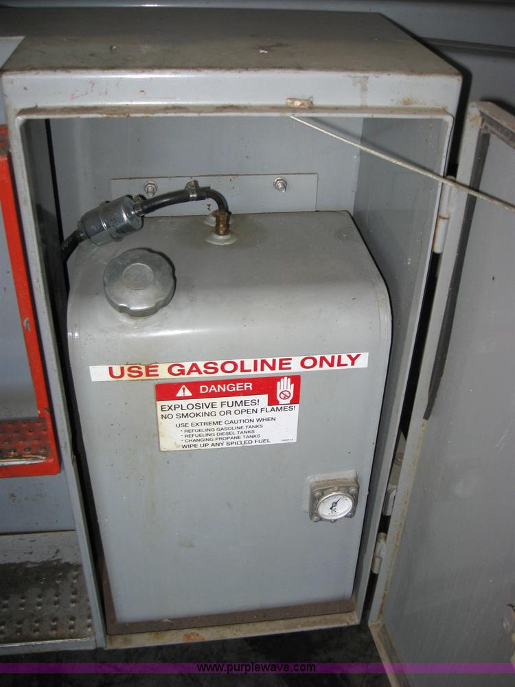 image for item 2035 2000 Skyjack SJ8831 scissor lift