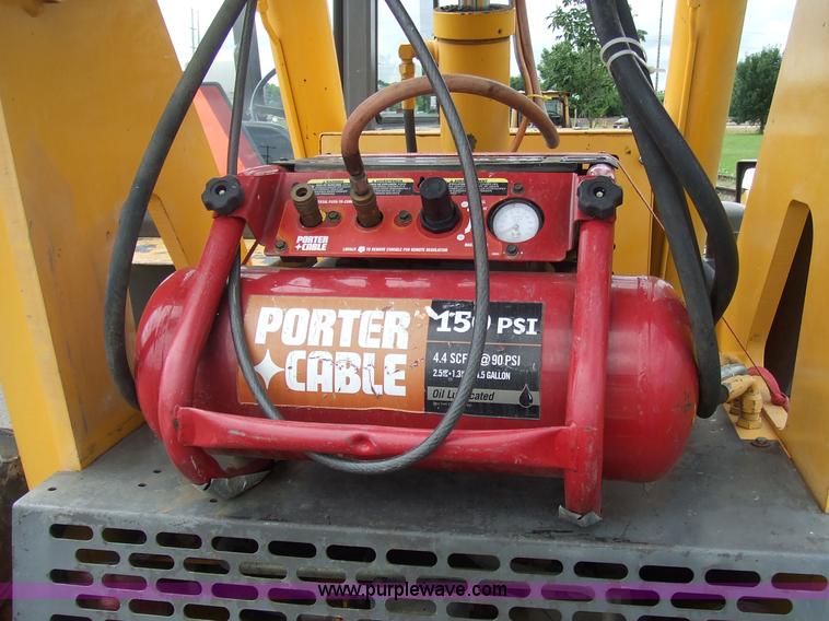 image for item 2097 1999 Gehl 553 all terrain telehandler