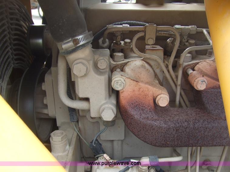 image for item 2097 1999 Gehl 553 all terrain telehandler