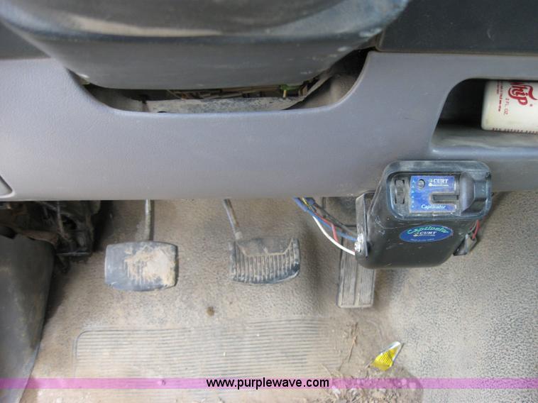 image for item 2121 1996 Ford F Super Duty truck