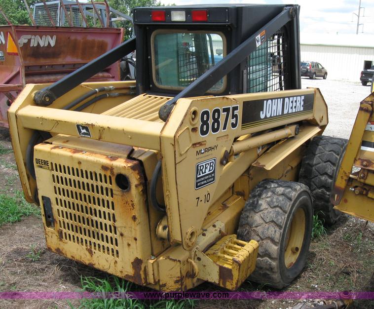 image for item 2122 1997 John Deere 8875 skid steer