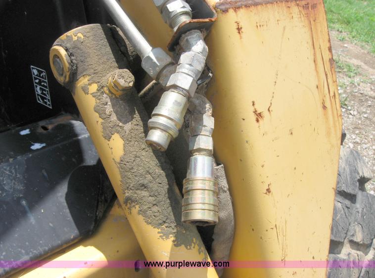 image for item 2122 1997 John Deere 8875 skid steer