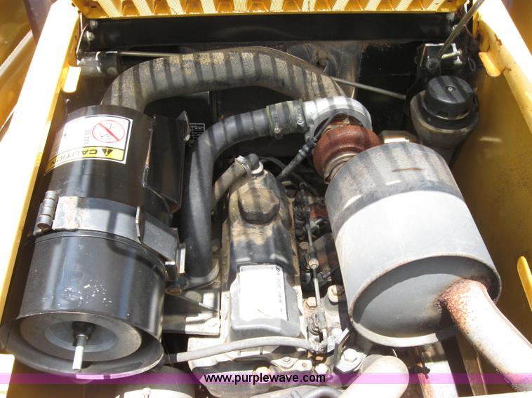 image for item 2122 1997 John Deere 8875 skid steer