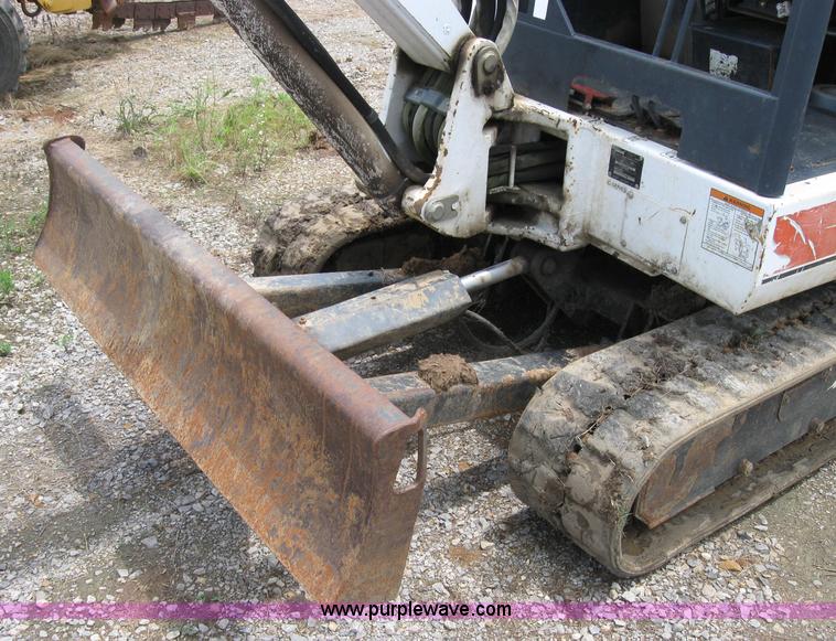 image for item 2123 1997 Bobcat 331 mini excavator