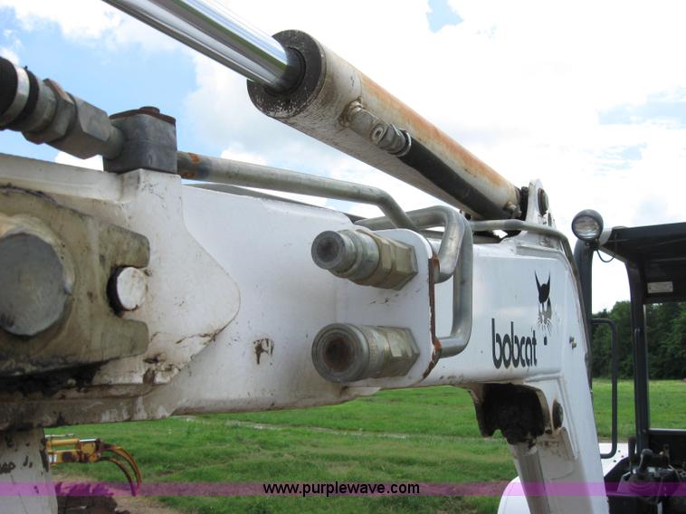 image for item 2123 1997 Bobcat 331 mini excavator