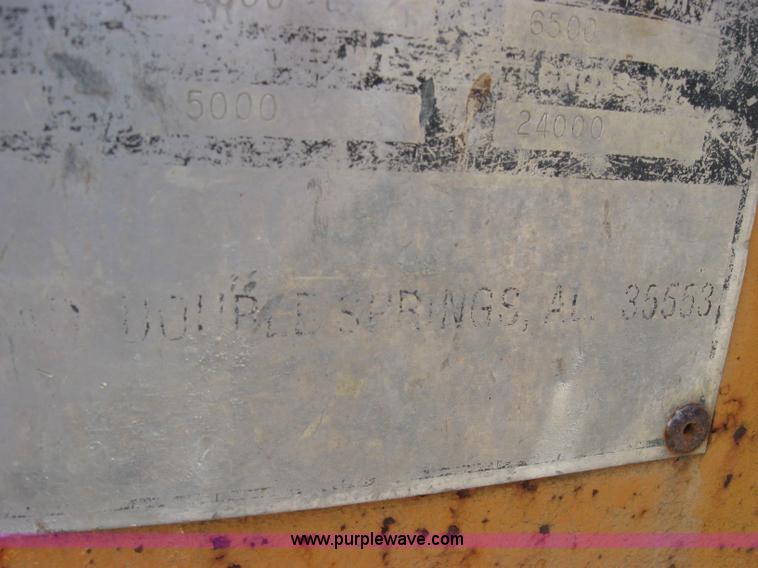 image for item 2124 1996 12 ton flat bed trailer