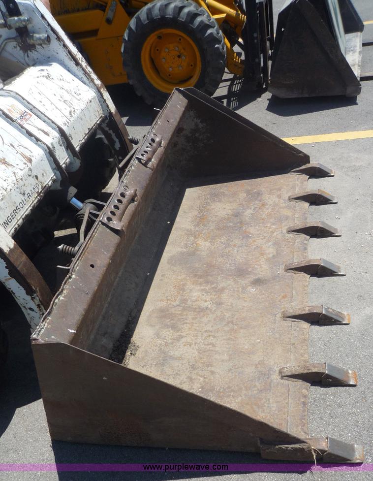 image for item 2153 1998 Bobcat 773 skid steer