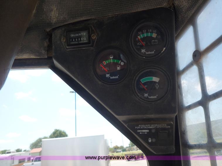 image for item 2153 1998 Bobcat 773 skid steer