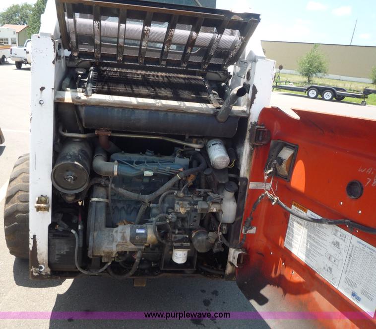 image for item 2153 1998 Bobcat 773 skid steer