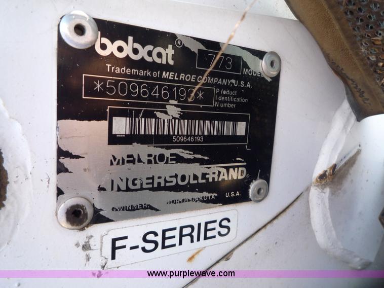 image for item 2153 1998 Bobcat 773 skid steer