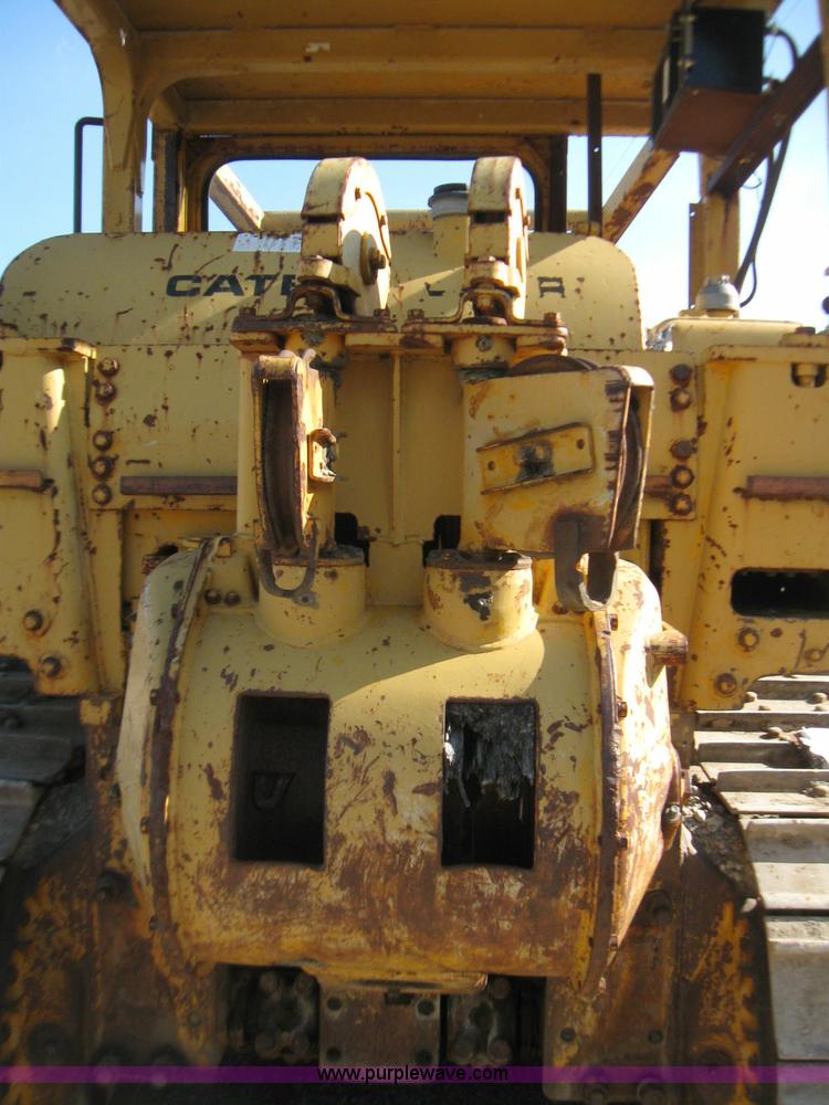 image for item 2271 1972 Caterpillar D7F dozer