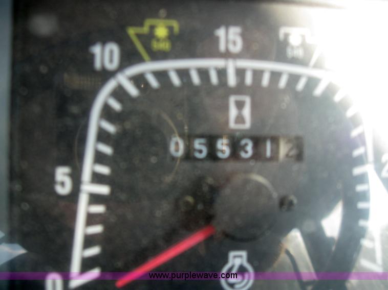 image for item 2273 2000 New Holland TS110 MFWD tractor