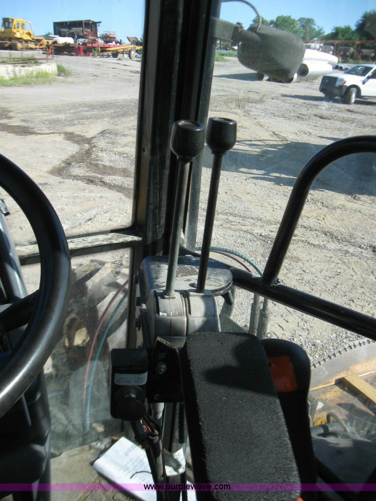 image for item 2273 2000 New Holland TS110 MFWD tractor