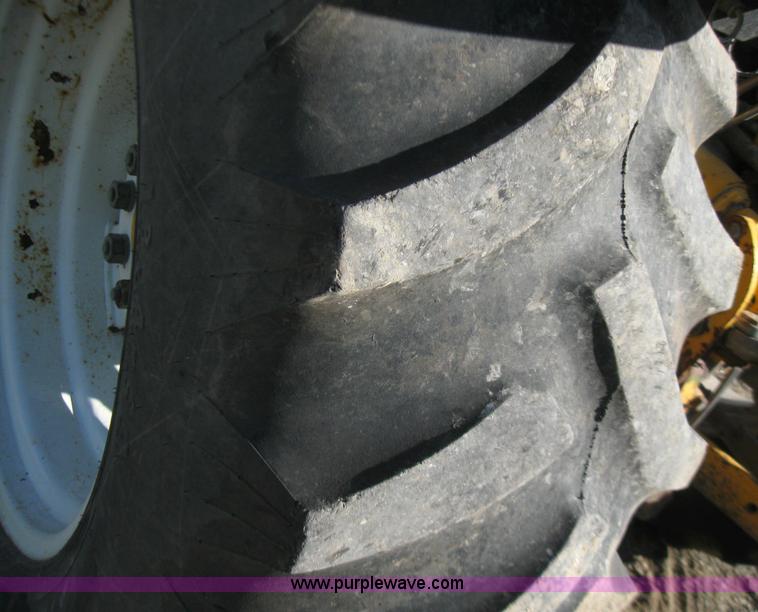 image for item 2273 2000 New Holland TS110 MFWD tractor