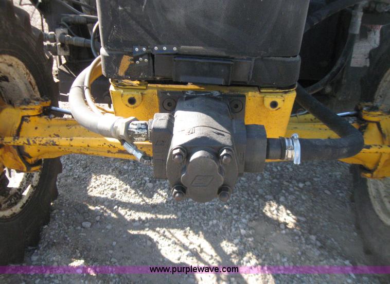 image for item 2273 2000 New Holland TS110 MFWD tractor