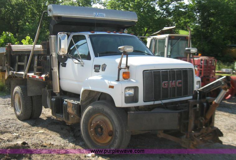 image for item 2274 2000 GMC Topkick C7H042 dump truck