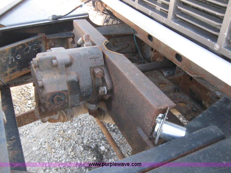 image for item 2274 2000 GMC Topkick C7H042 dump truck