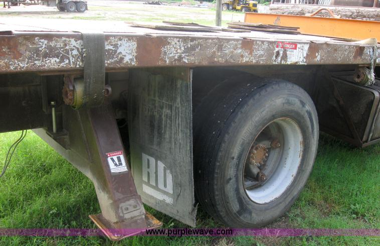 image for item 2313 1982 Ford Conventional L800 crane truck