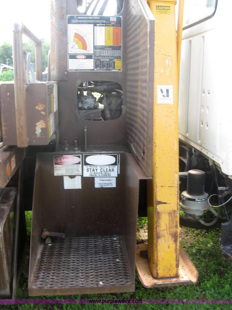 image for item 2313 1982 Ford Conventional L800 crane truck