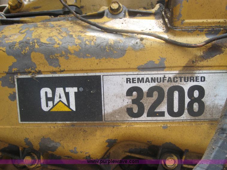 image for item 2313 1982 Ford Conventional L800 crane truck