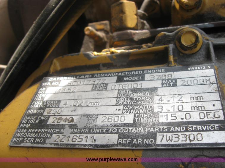 image for item 2313 1982 Ford Conventional L800 crane truck