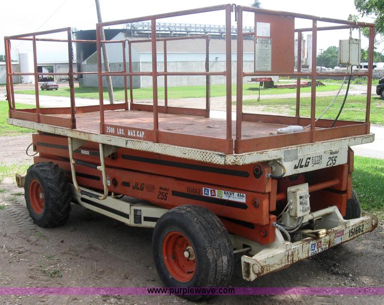 image for item 2314 1980 JLG 25S scissor lift