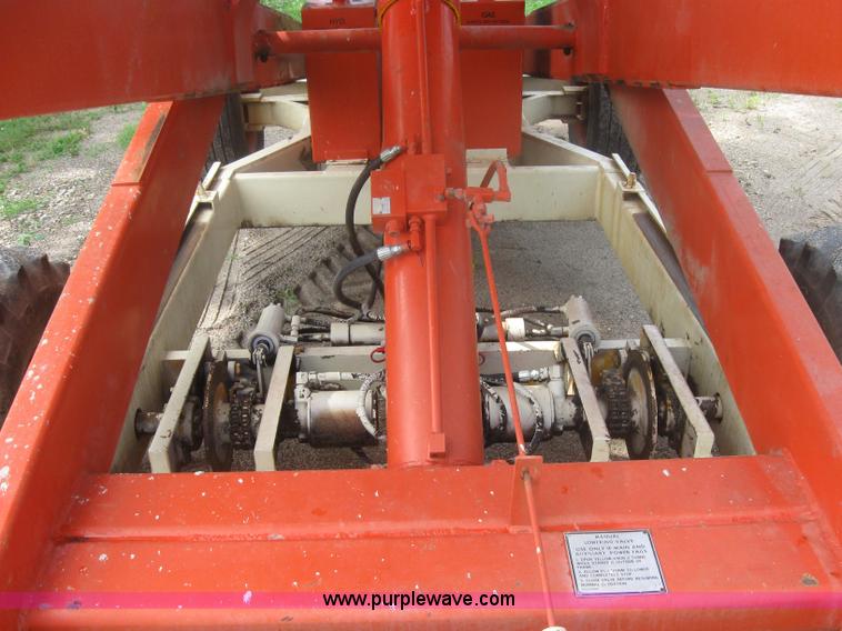 image for item 2314 1980 JLG 25S scissor lift