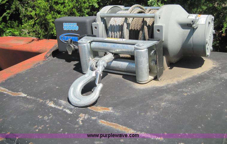 image for item 3000 1976 Hyster detachable low boy trailer