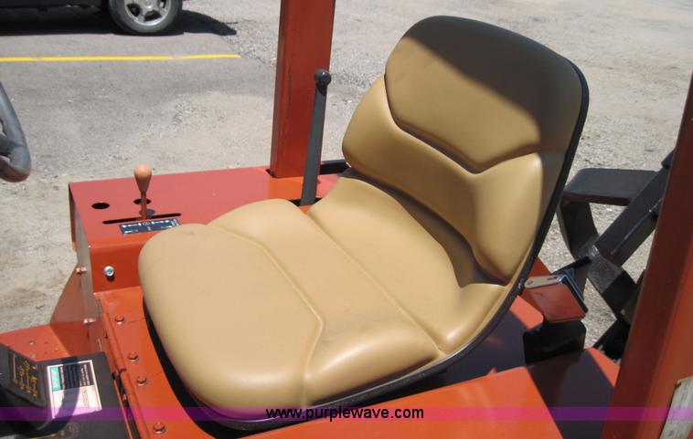 image for item 3014 1988 Ditch Witch 2310 trencher