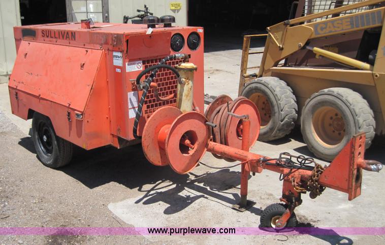 image for item 3015 Sullivan D175Q mobile air compressor