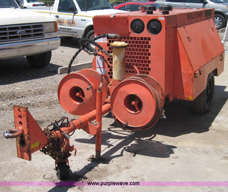 image for item 3015 Sullivan D175Q mobile air compressor