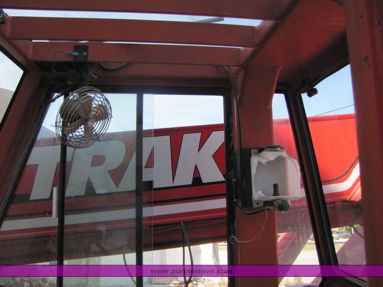 image for item 3317 1992 SkyTrak 6036 telehandler