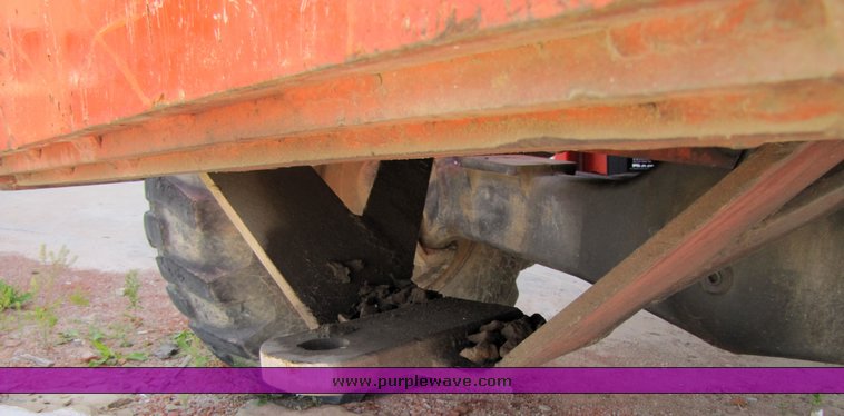 image for item 3317 1992 SkyTrak 6036 telehandler