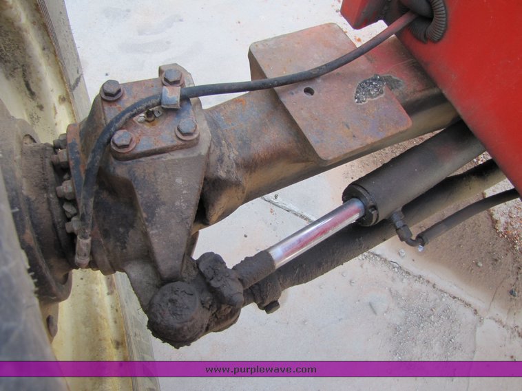 image for item 3317 1992 SkyTrak 6036 telehandler