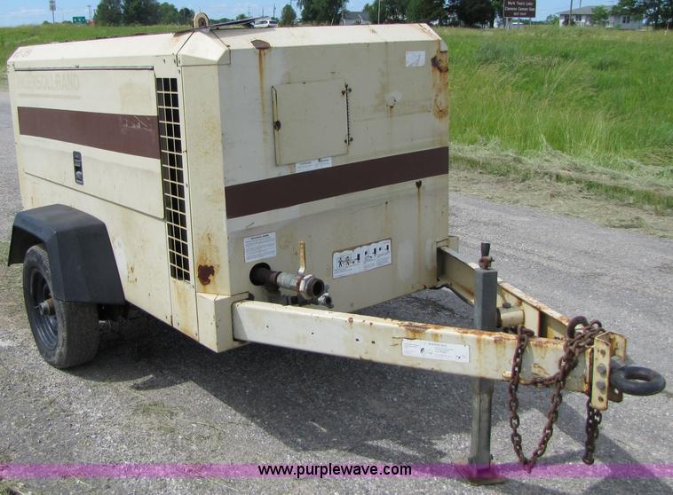 image for item 3344 1997 Ingersoll Rand portable air compressor