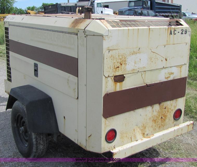 image for item 3344 1997 Ingersoll Rand portable air compressor