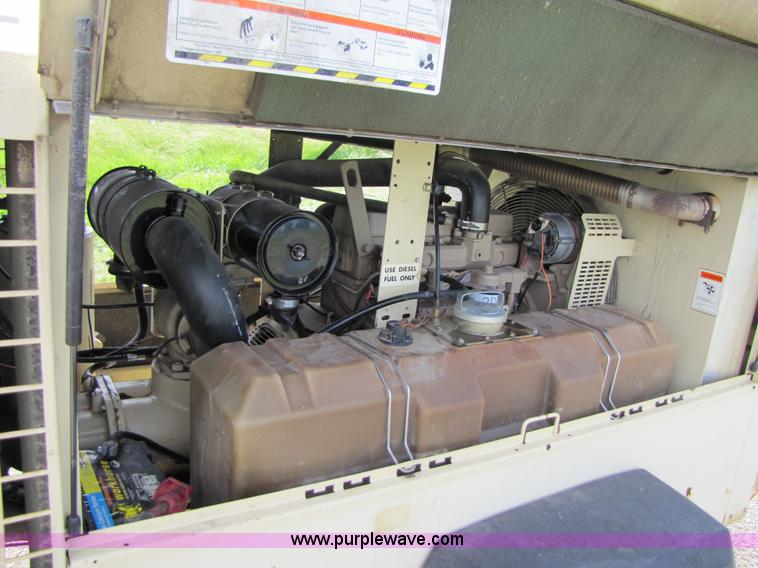 image for item 3344 1997 Ingersoll Rand portable air compressor