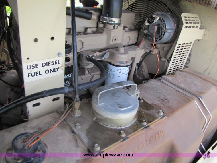 image for item 3344 1997 Ingersoll Rand portable air compressor