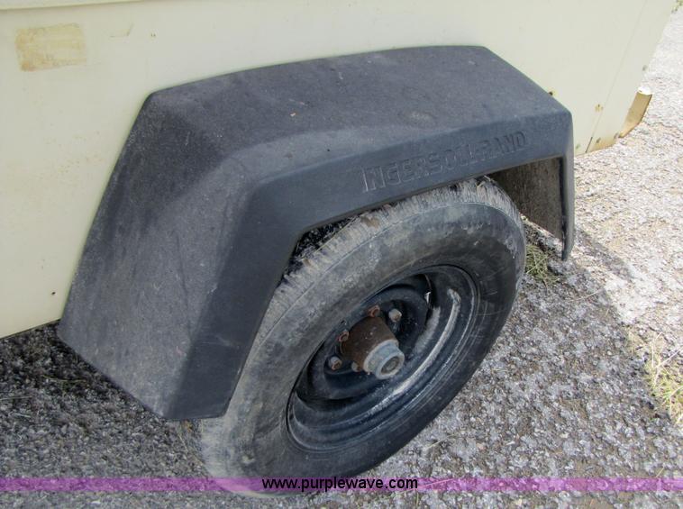 image for item 3344 1997 Ingersoll Rand portable air compressor